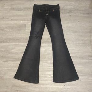 Brand new without tag lei ripped bell bottom jeans